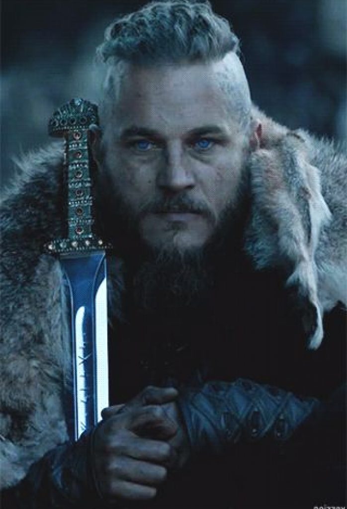 26822ee14afa470d2e612a463991ca5a--ragnar-lothbrok-lagertha